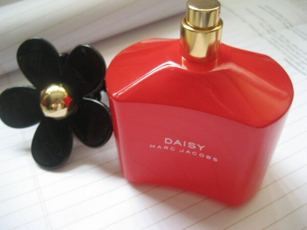 daisy pop art edition - Nuochoarosa.com - Nước hoa cao cấp, chính hãng giá tốt, mẫu mới