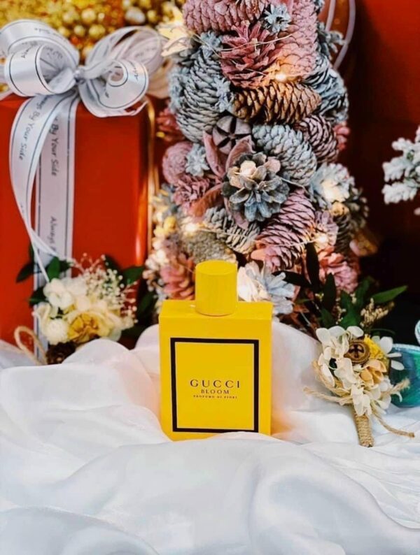 Gucci Bloom Profumo Di Fiori 3 - Nuochoarosa.com - Nước hoa cao cấp, chính hãng giá tốt, mẫu mới
