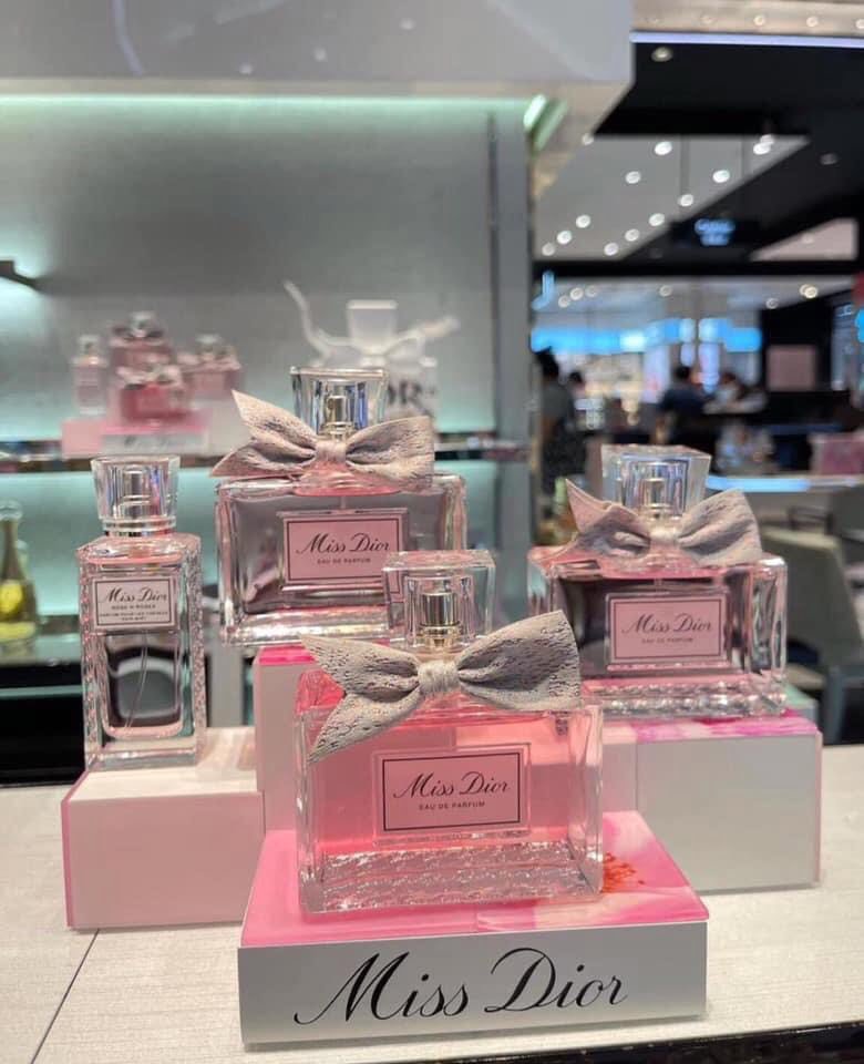 Tất tần về nước hoa Dior và những mùi hương làm nên tên tuổi của thương  hiệu này phần 2  AuthenticShoes