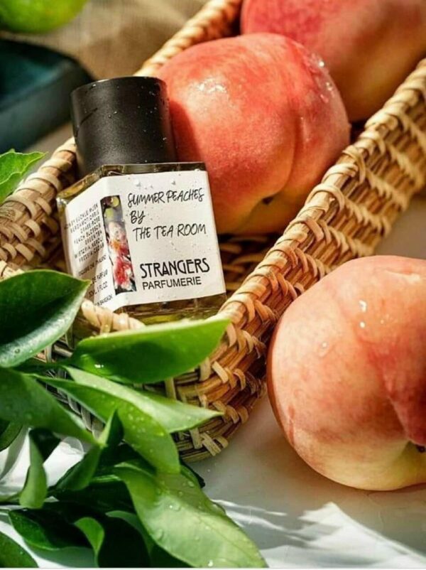 Strangers Parfumerie Summer Peaches By The Tea Room 1 - Nuochoarosa.com - Nước hoa cao cấp, chính hãng giá tốt, mẫu mới