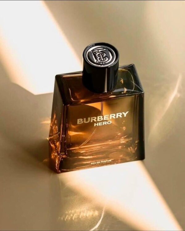 Burberry Hero Eau de Parfum 4 - Nuochoarosa.com - Nước hoa cao cấp, chính hãng giá tốt, mẫu mới