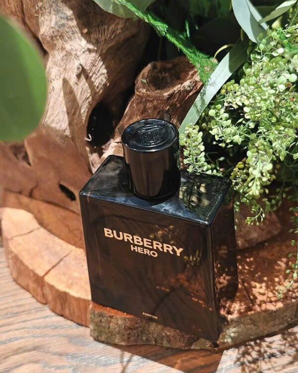 Burberry Hero Parfum 1 - Nuochoarosa.com - Nước hoa cao cấp, chính hãng giá tốt, mẫu mới