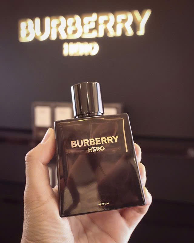 Burberry Hero Parfum 3 - Nuochoarosa.com - Nước hoa cao cấp, chính hãng giá tốt, mẫu mới