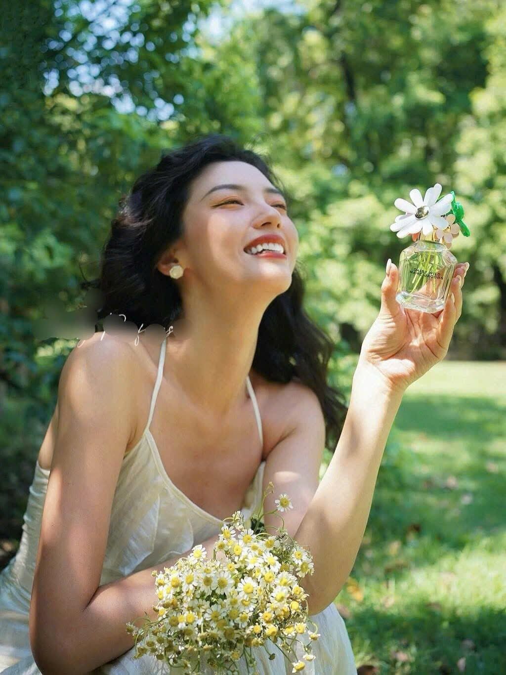 Marc Jacobs Daisy Wild 6 - Nuochoarosa.com - Nước hoa cao cấp, chính hãng giá tốt, mẫu mới