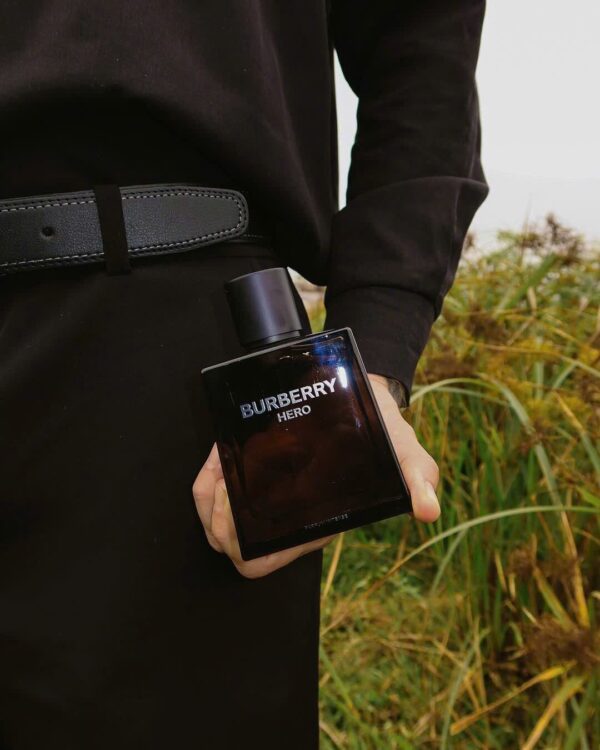 Burberry Hero Parfum Intense 6 - Nuochoarosa.com - Nước hoa cao cấp, chính hãng giá tốt, mẫu mới
